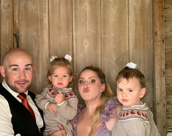 Josie_Rob_photo_20251011_Time-231000_0oasw7