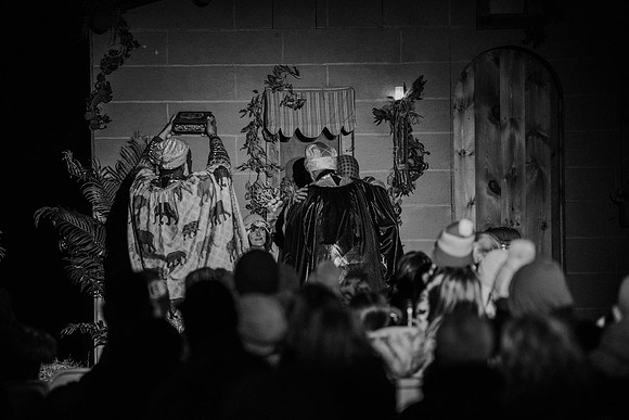 nativity25-60